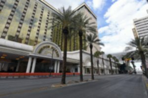 las vegas casinos closed and empty, casinos close nationwide, las vegas 