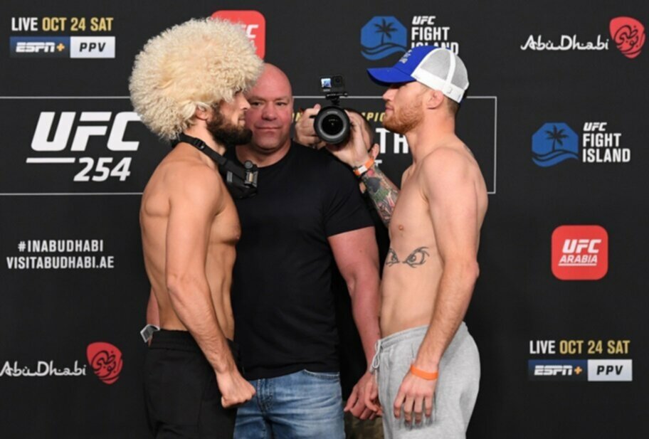 Khabib Nurmagomedov vs. Justin Gaethje stare off