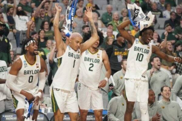 Baylor players Flo Thamba (0), Jeremy Sochan (1), Kendall Brown (2) and Adam Flagler (10) 